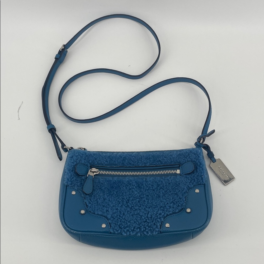 Coach Rhyder Shearling Pouchette in Blue G1593 D2
